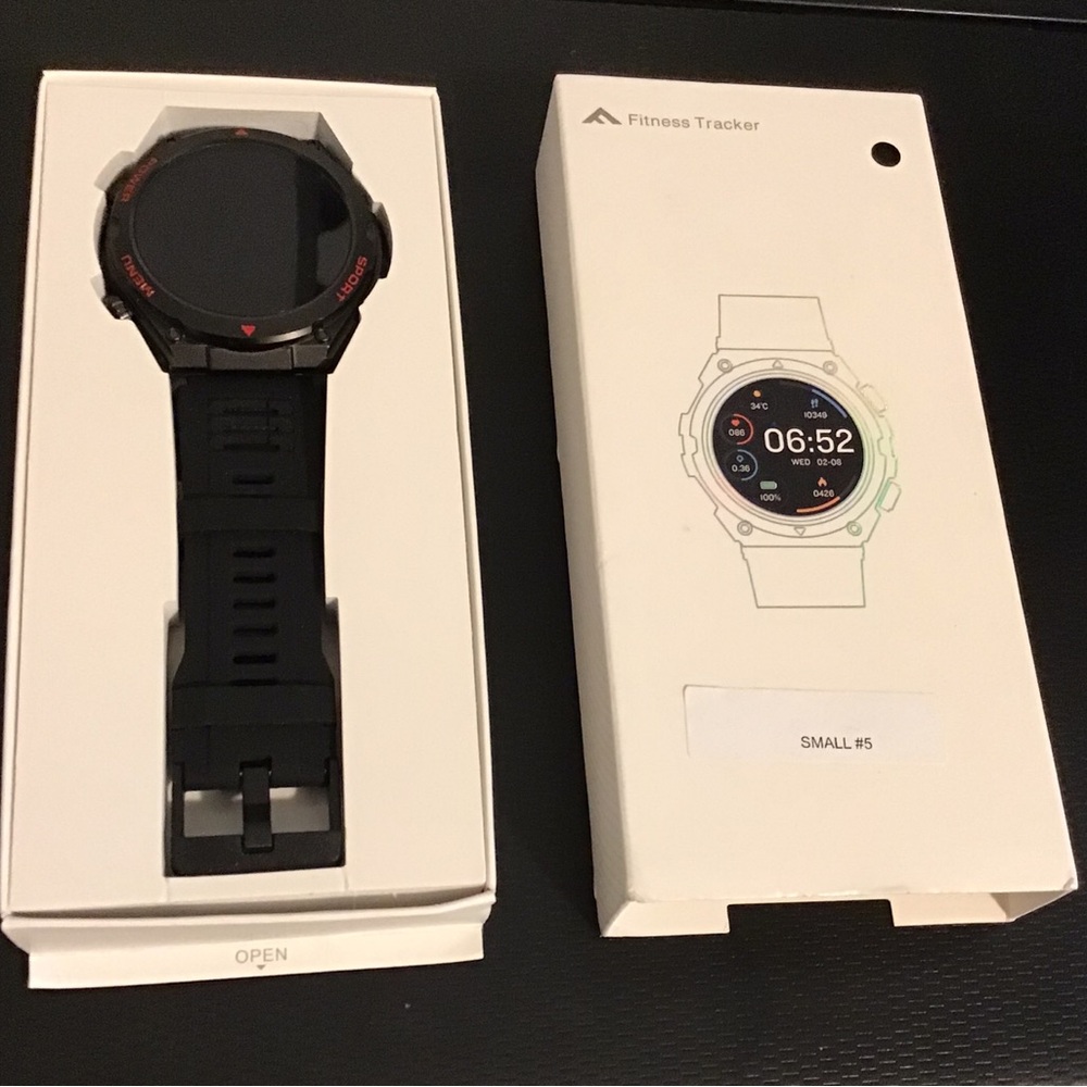 Fitness Tracker Black Smartwatch